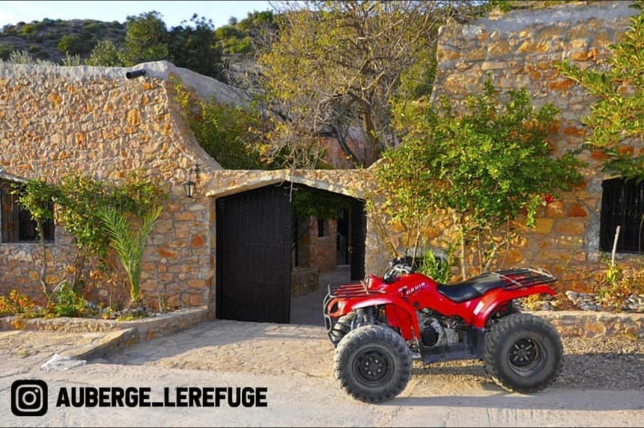Auberge Le Refuge Aksri Exterior foto